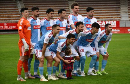 La SD Compostela es una de las amenazas para la eliminatoria.