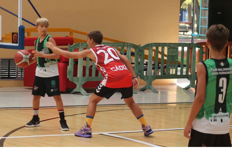 Trece horas de baloncesto deparó el V Torneo 3x3 del CB San Fernando en El Parque