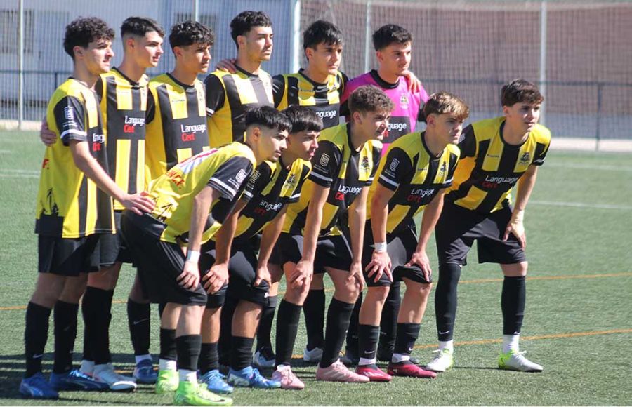 El equipo inicial del GE Bazán juvenil B que goleó al Fair Play de Paterna (4-0) el pasado domingo en el campo de Sacramento. 