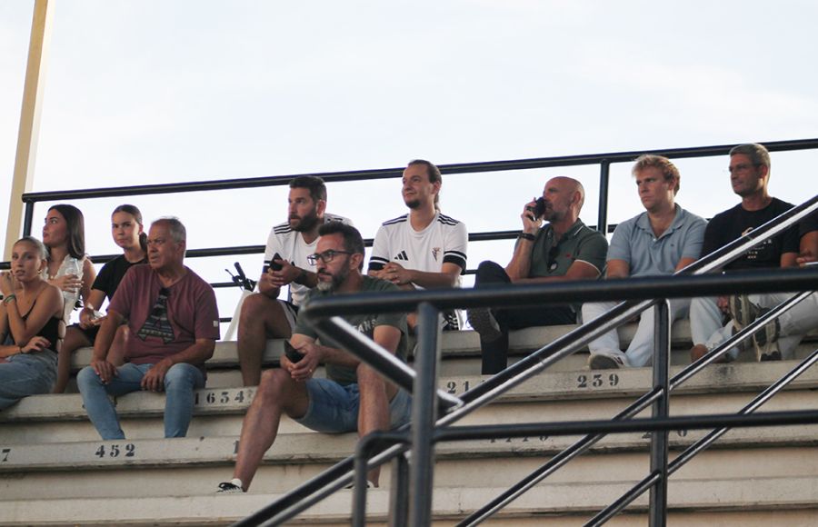 Monchi, Jaime Bugatto y Javi Garrido vieron la goleada del CDSF 1940 juvenil en Sacramento.