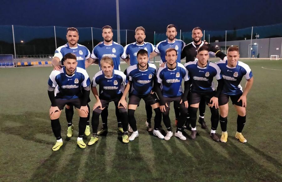 La formación inicial que presentó el GE Baz´án en El Rosal.
