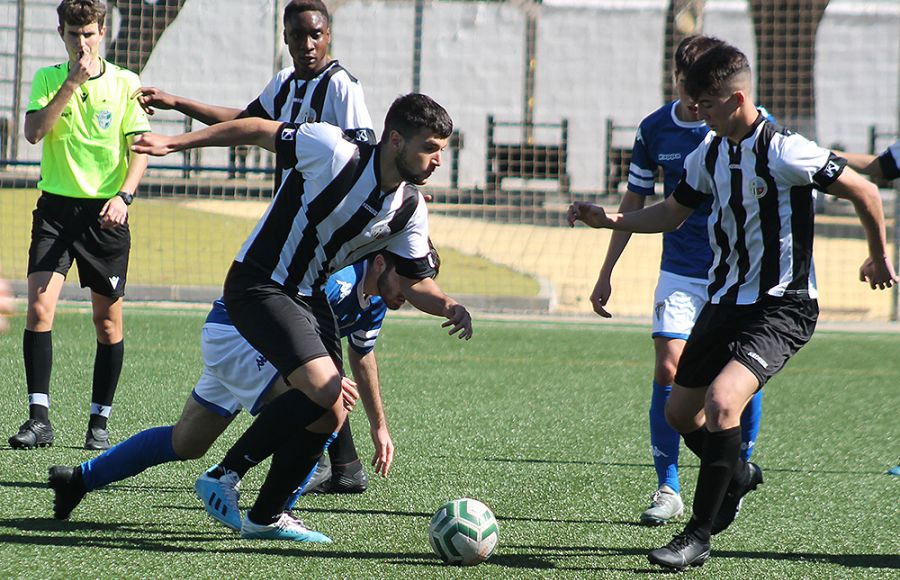 El San Fernando Atlético juvenil se mantiene líder en el grupo 1. 