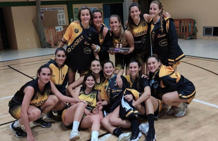 Las chicas de la SD Candray volverán a jugar este sábado en el pabellón del Parque. 