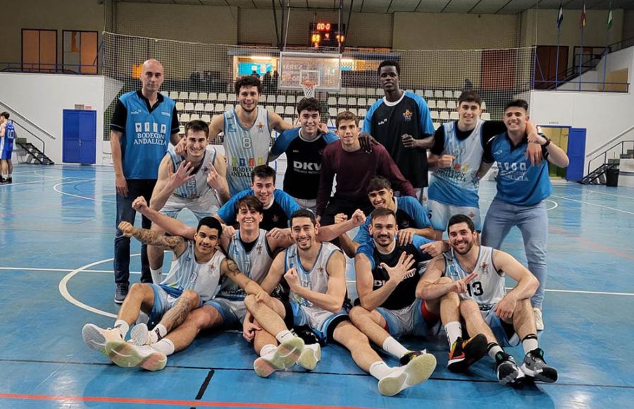 El Cimbis ganó en Jerez y llega a la última y decisiva jornada frente al Coria dependiendo de sí mismo para evitar la promoción por la permanencia.
