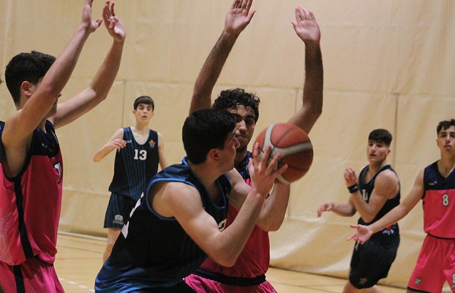 El Cimbis y el Xerez CDB son los representantes gaditanos en el Campeonato de Andalucía junior en Estepona.