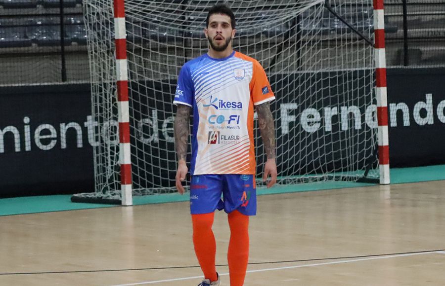 Manolito regresa al Isleño FS tras marcharse a mitad de temporada a Italia. 