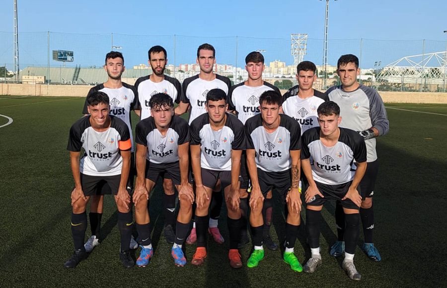 El once inicial que presentó el San Fernando Atlético senior ante Matador Academy