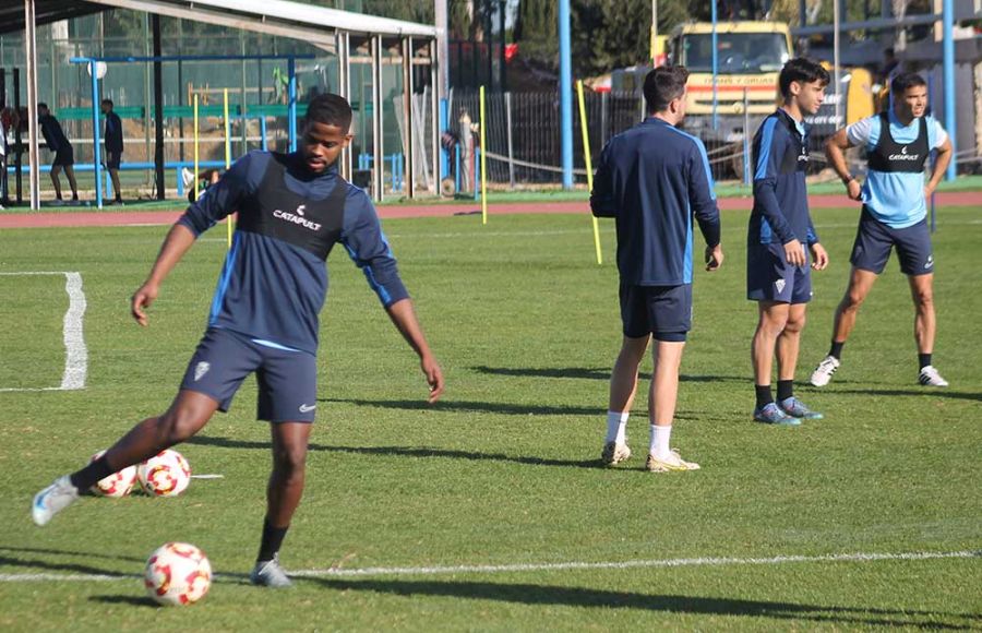 Vanderson, Rafa de Vicente, Marru y Omar Santana, en el entrenamiento del pasado miércoles en la Junta de Deportes.