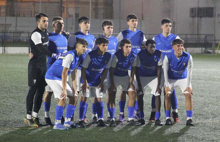 El juvenil B del San Fernando CD que se midió al Sanluqueño. 