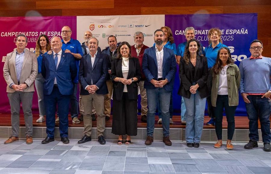 La presentación del Campeonato tuvo lugar en el Ayuntamiento isleño. 