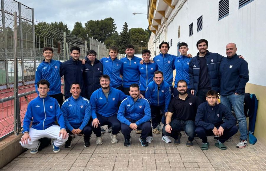 El CH San Fernando terminó la primera vuelta goleando en Puente Genil. 