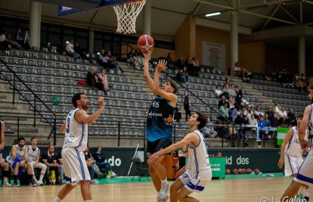 El junior del Cimbis Alejandro Calle cuajó una gran actuación.