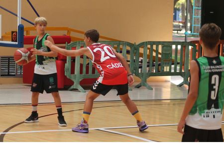 Trece horas de baloncesto deparó el V Torneo 3x3 del CB San Fernando en El Parque