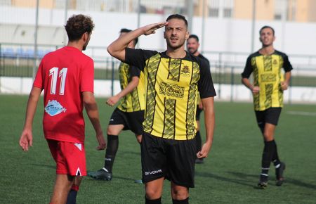 Dani Herrera celebró su sexto gol con un saludo militar. 