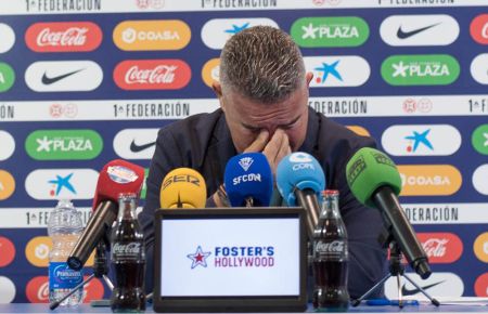 David Vizcaíno, emocionado al final de su despedida. 