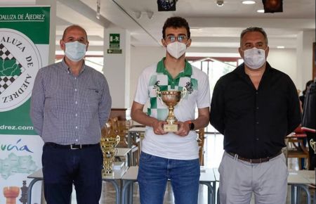 Álex Garrido Outón, campeón de Andalucía en categoría sub16. 