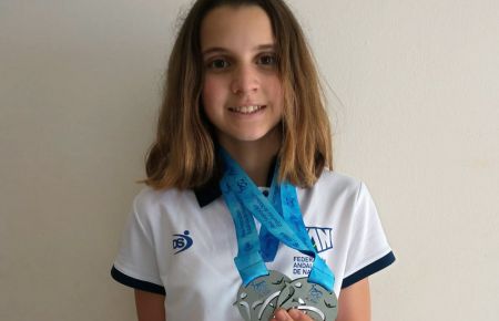 Diana Pavón pertenece al Club Natación San Fernando. 