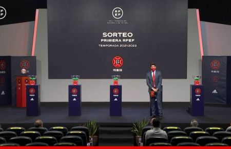 El sorteo se celebró este mediodía en la Ciudad del Fútbol. 