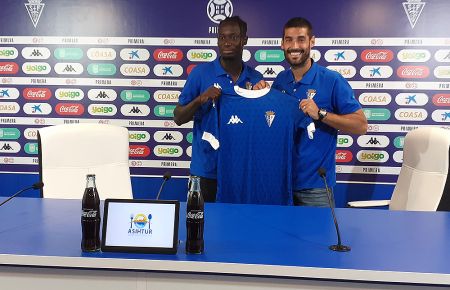 Alpha Dionkou y Martí Crespí fueron presentados por el SFCD. 