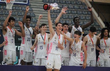 El Real Madrid fue campeón hace un año en San Fernando. 