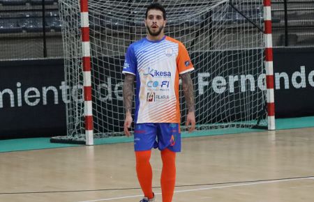 Manolito regresa al Isleño FS tras marcharse a mitad de temporada a Italia. 