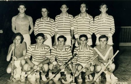 Arriba (de izquierda a derecha): José Mari Salas, Manolo Pareja, Pepe González, Manolo Martínez y Manolo Izco. Agachados están Lorenzo Gutiérrez, Jesús Alcoba, Quico Cuadrado, Alberto Salas y Juan Antonio Gutiérrez. 