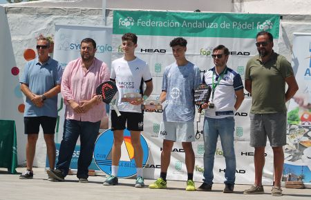 Los campeones Alejandro Jerez y Santiago Pineda, junto a José Taboada, Jaime Armario, Fran Pérez e Ismael García. 