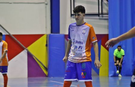 El debut del juvenil Abraham Sánchez fue lo único destacado en el Isleño FS. 