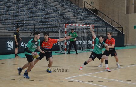 El BM San Fernando cerró la Liga regular ante el BM Viso.
