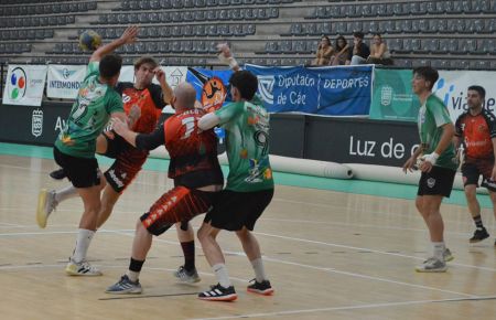 El campeón de la pasada temporada se impuso en Bahía Sur.