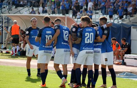 El SFCD quiere festejar otro triunfo este domingo ante la UD Melilla.