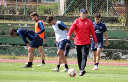 Nano Rivas, en el entrenamiento del miércoles en la Junta. 