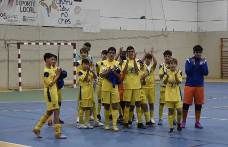 El Cadista de la Isla agradece el apoyo de los familiares que les acompañaron en el desplazamiento a Granada.