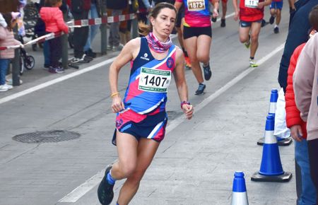 Tamara Pérez Mera, durante la San Silvestre de Chiclana.