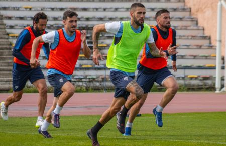 Germán, Álvaro Arnedo, Álex Cortijo y Julio Iglesias, durante el entrenamiento del pasado jueves en el estadio Bahía Sur. 