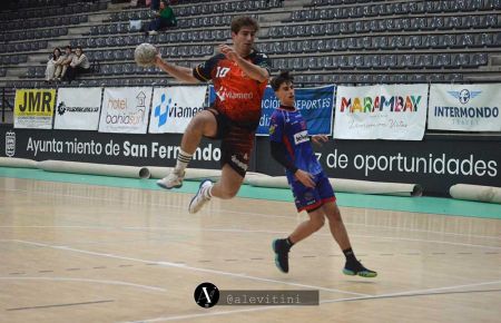 José María Sánchez de Medina estuvo soberbio y anotó 12 goles.