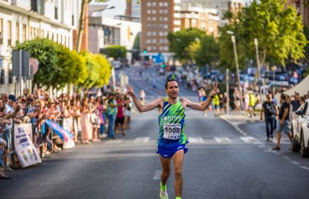 Jorge Soto, en el momento de llegar a la meta. 