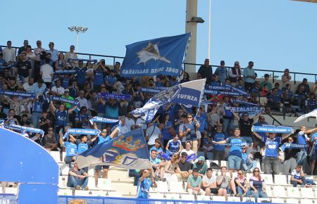 La inquietud en la afición isleña es manifiesta por la situación. 