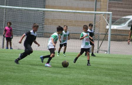 Uno de los partidos en la competición de fútbol 7. 