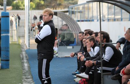 Jaime Bugatto se muestra precavido antes de la visita a Paterna. 