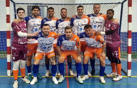 El Isleño San Fernando FS lo bordó en su visita a Puerto Real y salió vestido de líder. 