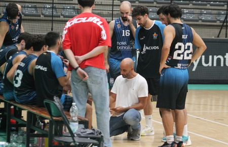 Javier Tocino sigue al frente del Cimbis de Liga Nacional. 