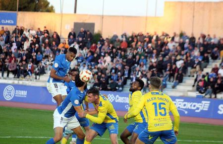 Galería con 44 fotos de los triunfos del San Fernando CD y su filial ante el Orihuela y el Cabecense