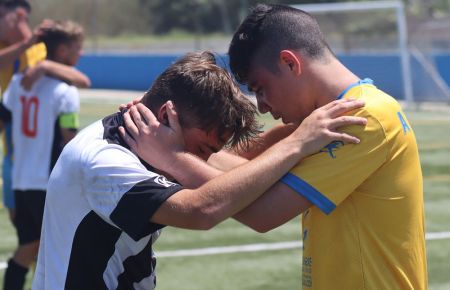 Galería con 56 fotos de cuatro partidos de la jornada de fútbol base