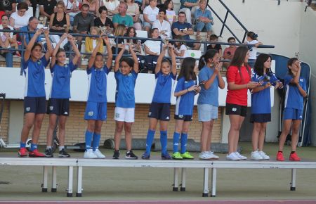 Galería con 50 fotos de la clausura de la Escuela de fútbol Bahía