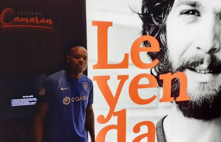 El SFCD se hizo la foto oficial, visitó el Museo Camarón y la Venta de Vargas y este viernes se enfrenta al Xerez CD