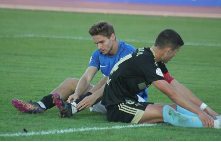 Galería de fotos del SFCD-Celta B que deja al equipo isleño sólo un punto por encima del descenso