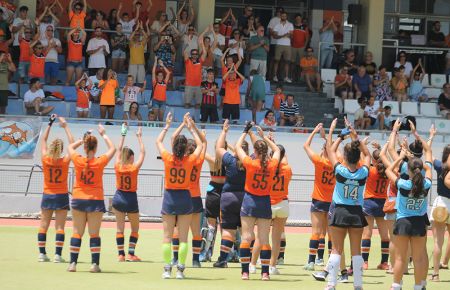 Galería con 102 fotos del ascenso del CH San Fernando a la División de Honor B femenina