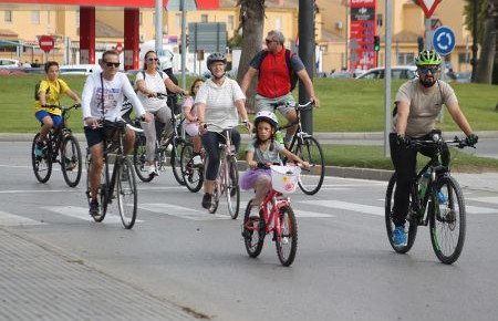 Galería con 90 fotos del 37º Día de la bicicleta celebrado este domingo