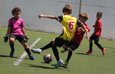 Galería con 38 fotos del II Trofeo Hermanos Gil organizado por el Grupo Empresa Bazán